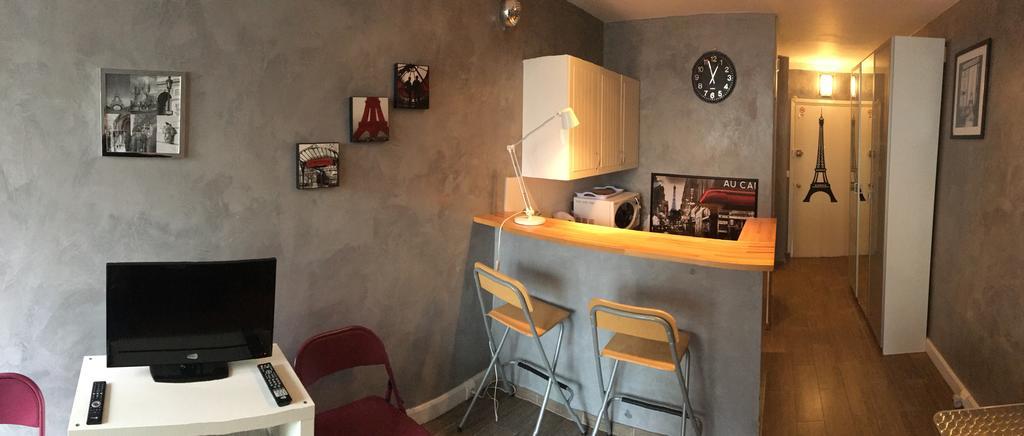 Studio Champs De Mars Tour Eiffel Appartement Parijs
